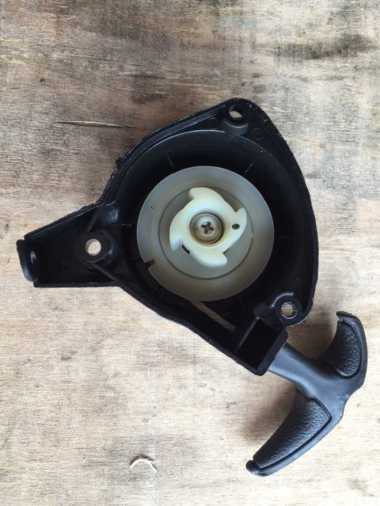 Engkol Assy Mesin Potong Rumput TU 26