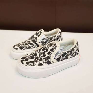 suede slip on platform vans