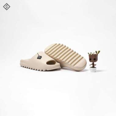 yeezy slide bone white