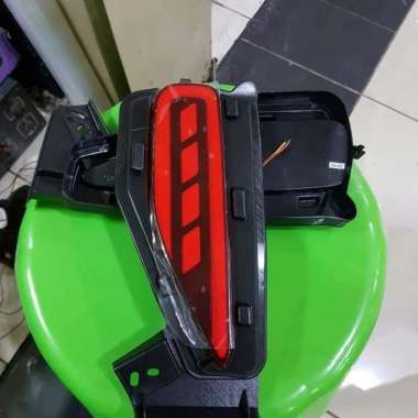 Lampu Reflektor Belakang Toyota All New Fortuner 2016