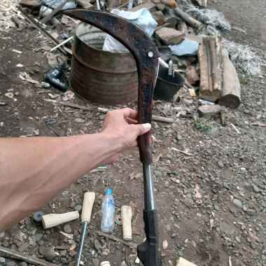 ARIT BAJA PER MADURA JAWA TIMUR Dengan sarung