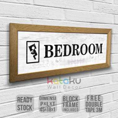 Papan Tanda Kamar Tidur Tulisan Bedroom Sign Wall Decor Hiasan Dinding Motif Kayu