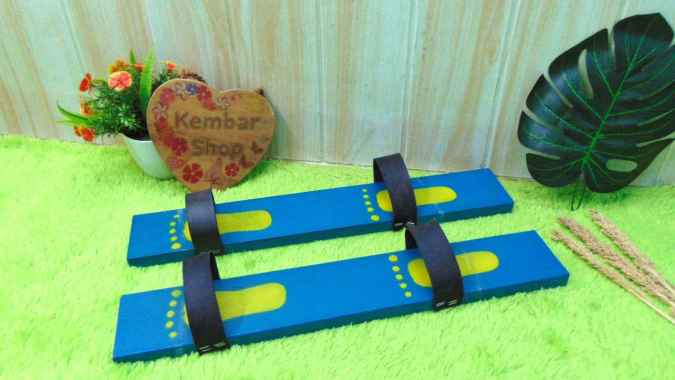 APE-BAK-PJG Mainan Edukasi Alat Permainan Edukatif Anak APE Sandal Bakiak Panjang Kayu Tali