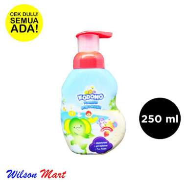 KODOMO FOAMING BODY WASH STRAWBERRY 250 ML PUMP Merah