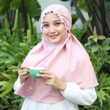 Kerudung Bergo Renda Harga Terbaru Maret 2021 Blibli Dia mulai mencumbui bibir memekku yang tebal itu secara bergantian seperti kalau dia mencium bibirku. kerudung bergo renda harga terbaru