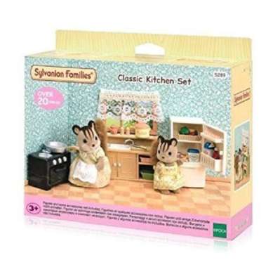 Mainan Koleksi Sylvanian Families Classic Kitchen Set