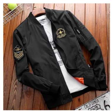 Jaket Bomber Harga Terbaru Agustus 2021 Blibli
