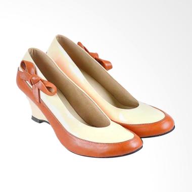 JAVA SEVEN JVS-TAN 223 Sepatu Wedges Wanita - Coklat
