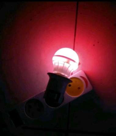 Lampu Tidur Led + Fiting Colok Switch/Lampu Tidur Led Warna Warni merah