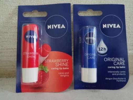 NIVEA CARING LIP BALM STRAWBERRY