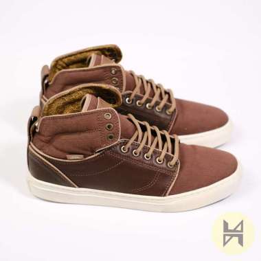 vans shoes white and brown