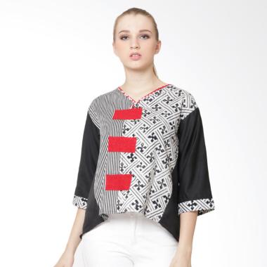 BATIKBYSHEE Ayumi Blouse Batik Wanita - Black