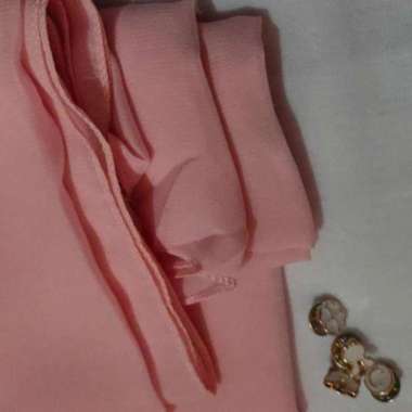 Bella Square Hijab Segi Empat - peanut peach