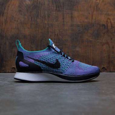 nike mariah racer flyknit