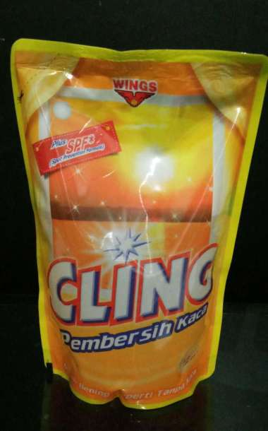 Cling pembersih kaca refill 400ml Kuning