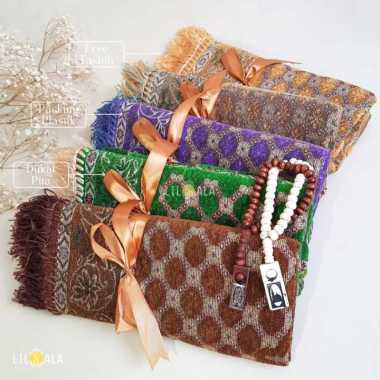 [AQS] Parcel souvenir sajadah gratis tasbih kayu umroh haji tahlilan 40 harian 7 bulanan wedding Cok
