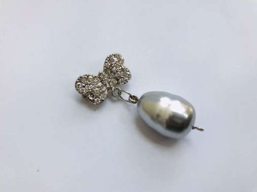 Bros Peniti Brooch Jarum Dagu Mutiara SHELL Hijab Jilbab Wanita Silver