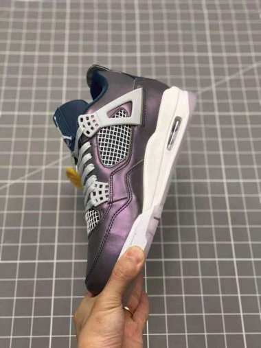 Sepatu Air Jordan 4 Asli Original Terbaru Mei 2022 | Blibli