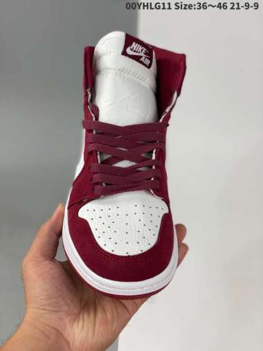 Jual Nike Air Jordan Bordeaux Terbaru \u0026 Original - Harga Promo Juni 2022 |  Blibli