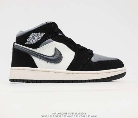 Jual Nike Air Jordan 1 Middle Terbaik Mei 2022 - Harga Murah \u0026 Gratis  Ongkir - Blibli