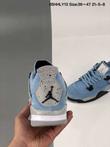Jordan 4 Retro University Blue — dropout