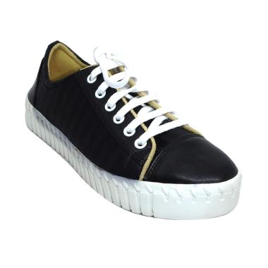 22+ Sepatu Sneakers Wanita Terbaru 2020 Murah Images