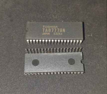 IC TA8777BN TA 8777 BN AV Switch Untuk Color TV original Toshiba