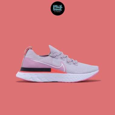 womens nike react trainers white