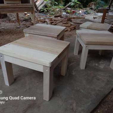 Dingklik kayu/ kursi jongkok