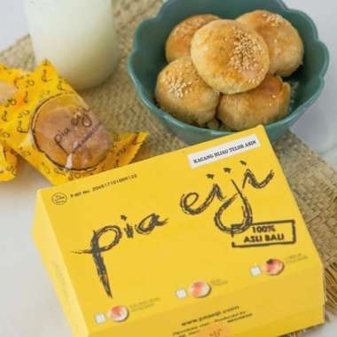Pia Eiji Khas Bali - Kacang Hijau Telur Asin .