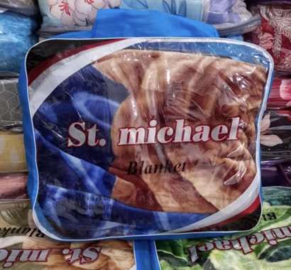 selimut hotel st michael corak tebal 200x220 super lembut hangat