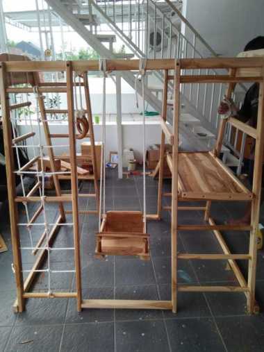 Brakiasi Papan Duduk Mahoni/ Jati Montessori coloured - jati