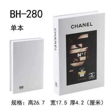 Dummy Book / Buku Pajangan / Buku Hiasan / Dekorasi Properti Foto Chanell 280