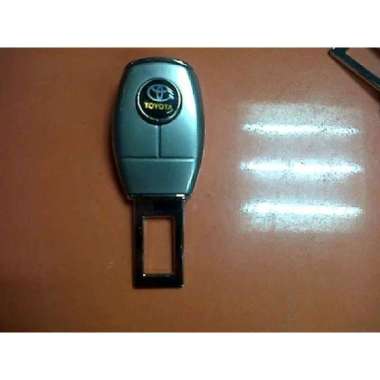 Colokan Safety Belt Seat Belt 2 In 1 Toyota Avanza 2019 Grey