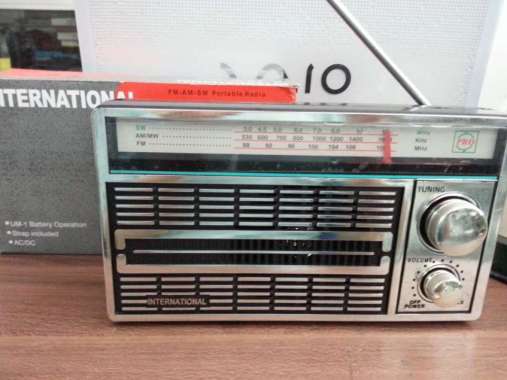 Radio AM/FM International F4250 AC-DC Murah