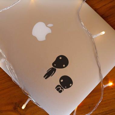 Grapinno Kodama Totoro Decal Sticker Laptop for Apple MacBook [13 Inch] hitam