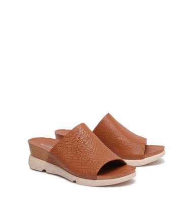 brown sandals platform