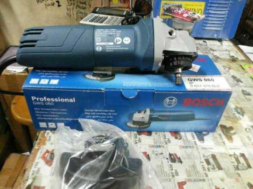 MESIN GERINDA TANGAN BOSCH GWS 060 / ANGLE GRINDER GWS060