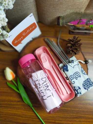 Set Gift Box New Normal Kit Hampers Kado ulang tahun/ sovenir Merah Muda