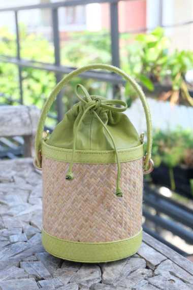 Hand Bag Wanita-Bag Lulu Lampit-Sling Bag-Tas Kulit Asli-Tikar-Anyam Light Green