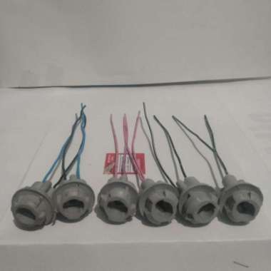 SOKET/SOCKET/FITTING LAMPU SEN/SENJA/BOHLAM COLOK T10 T13 MOTOR/MOBIL