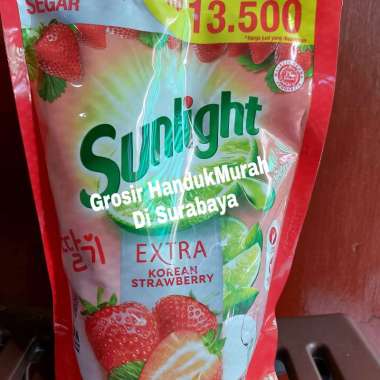 Sunlight Korean Stawberry 560 ml Korean Strawberry