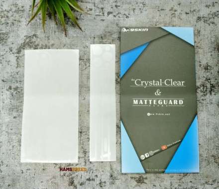 9Skin Crystal Clear Back Protection for iPhone 12 Pro Anti Gores Skin not screen guard protector tem