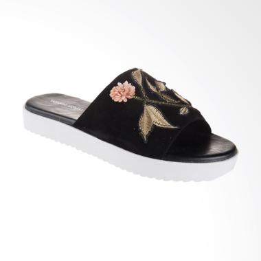 Yongki Komaladi OL6-1702-FTR Sandal Wanita - Black
