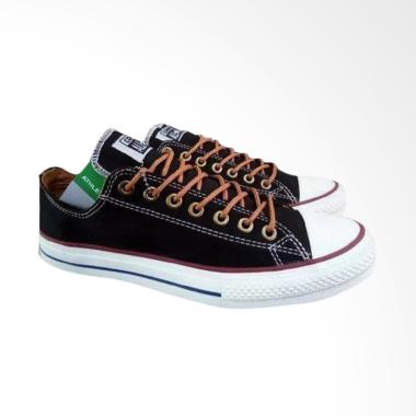 #DIJAMINMURAH - Converse Classic All Star Sneakers Sepatu Pria - Hitam