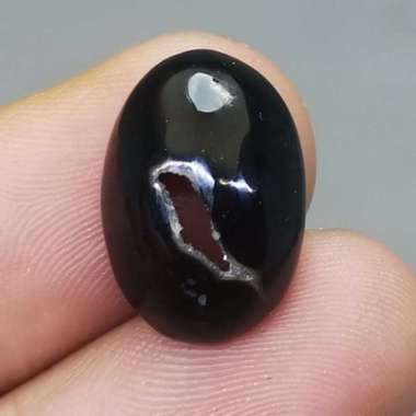 Batu Akik Combong Hitam Asli Yahman Wulung Sinar Merah