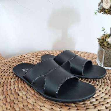 Temukan Sandal Casual Pria Kulit Asli Papirut Cool Calm Khas Garut 42 Hitam
