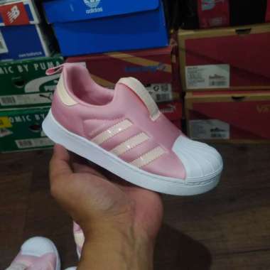 adidas pharrell williams shoe