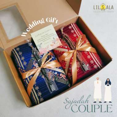 [pkpremLTZ4] Paket Kado Pengantin Premium Sajadah Couple Tebal dan Tasbih Kayu hadiah wedding nikah 