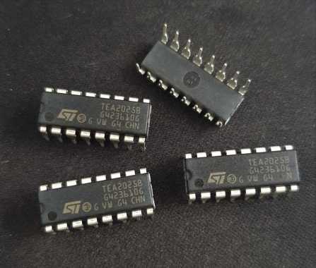 IC TEA 2025B TEA2025B IC Stereo Audio Amplifier